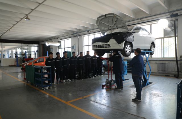 汽車維修實訓(xùn)車間